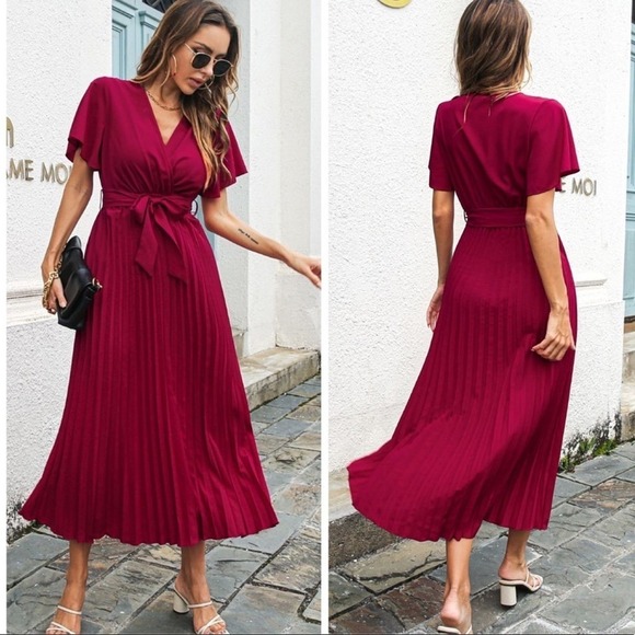 Never a Dull Moment Pleated Midi Dress - Picture 2 of 2